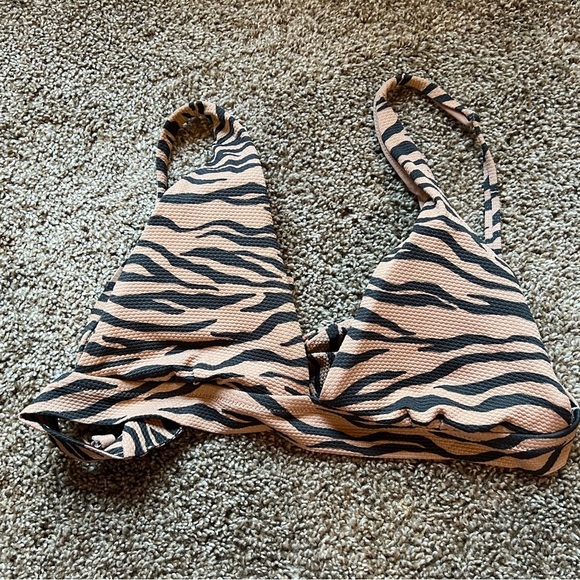 Aerie tiger print bikini - Picture 4 of 5